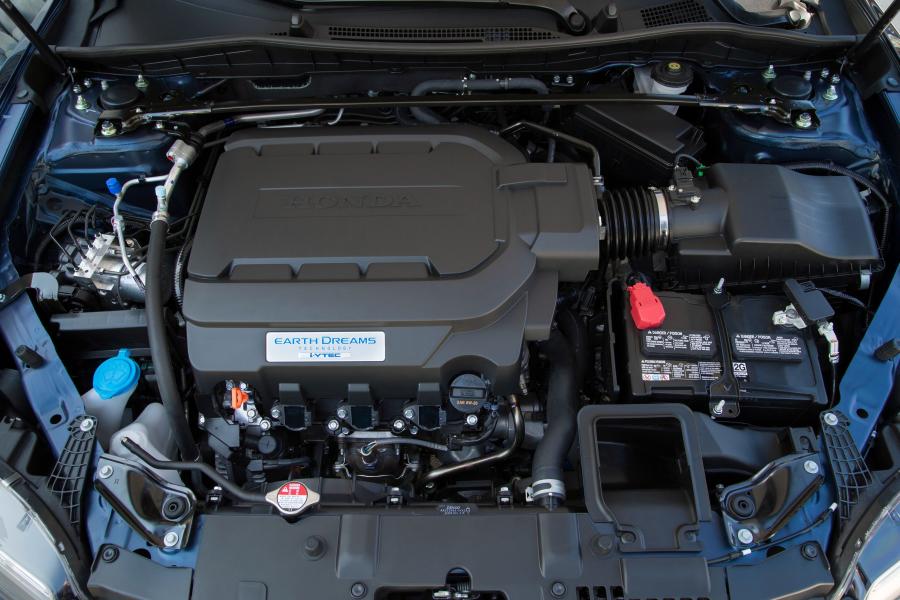  Honda Accord Touring Coupe 2016 года  (фото 27 из 32)